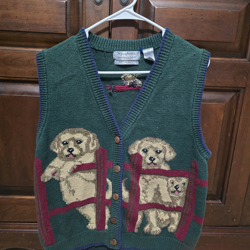 Green Dog Pattern Knit Vest